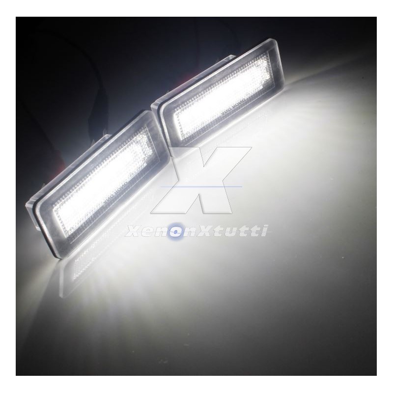 Luz de techo LED inteligente para matrícula 450 451