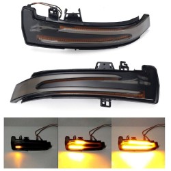 Kit de intermitentes LED dinámicos Mercedes Benz con lente ahumada oscura y desplazamiento