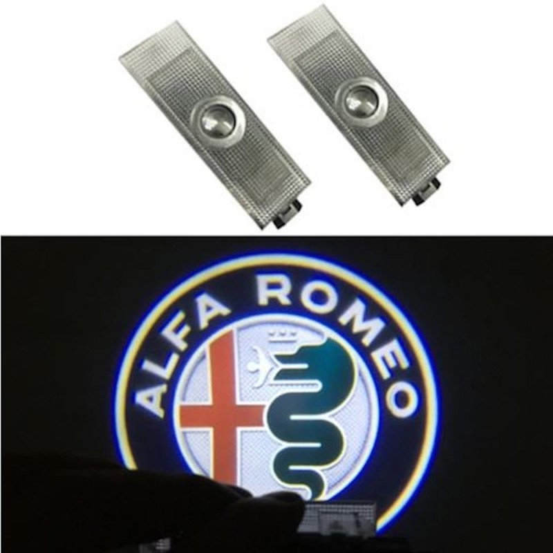 Proyector LED con logotipo Alfa Romeo Giulietta debajo de la puerta
