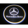 Lámparas LED con logotipo de Mercedes Benz