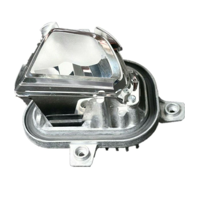 63117428787 turning light