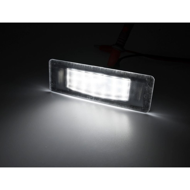 Luz de matrícula LED blanca Sportage encendida