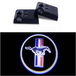 Proyector LED Mustang Logo para Puertas con Batería, sin Agujeros, sin Conexiones Plug & Play