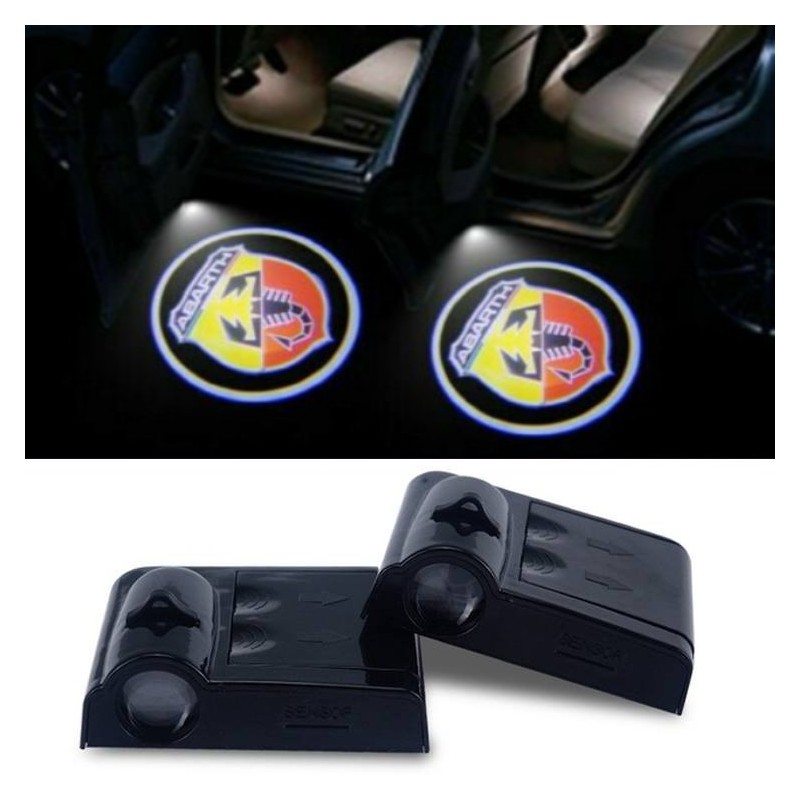 Proiettore Logo LED ABARTH 500e per Portiera con Batteria no Fori no Connessioni Plug & Play