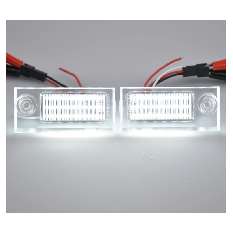 plafoniera accesa Lampade Led Targa  per AUDI A6 C5 (1997 - 2005) tecnologia CANBUS Kit 6000k Luce Bianca