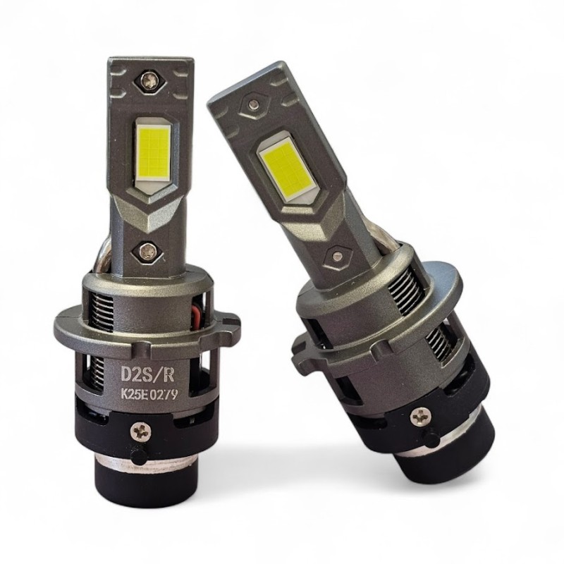 foto angolazioni Kit Lampade Led D2S Sostituzione Dirette 6000k All In One Plug & Play Dimensione come Originale
