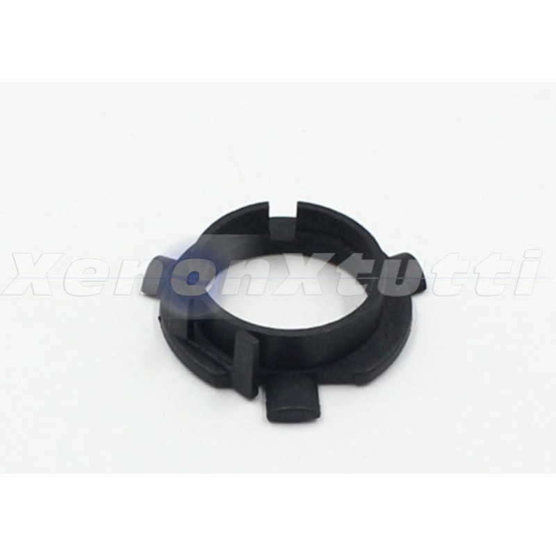 Xenon bulb holder adapter for Hyundai i30 and Veloster