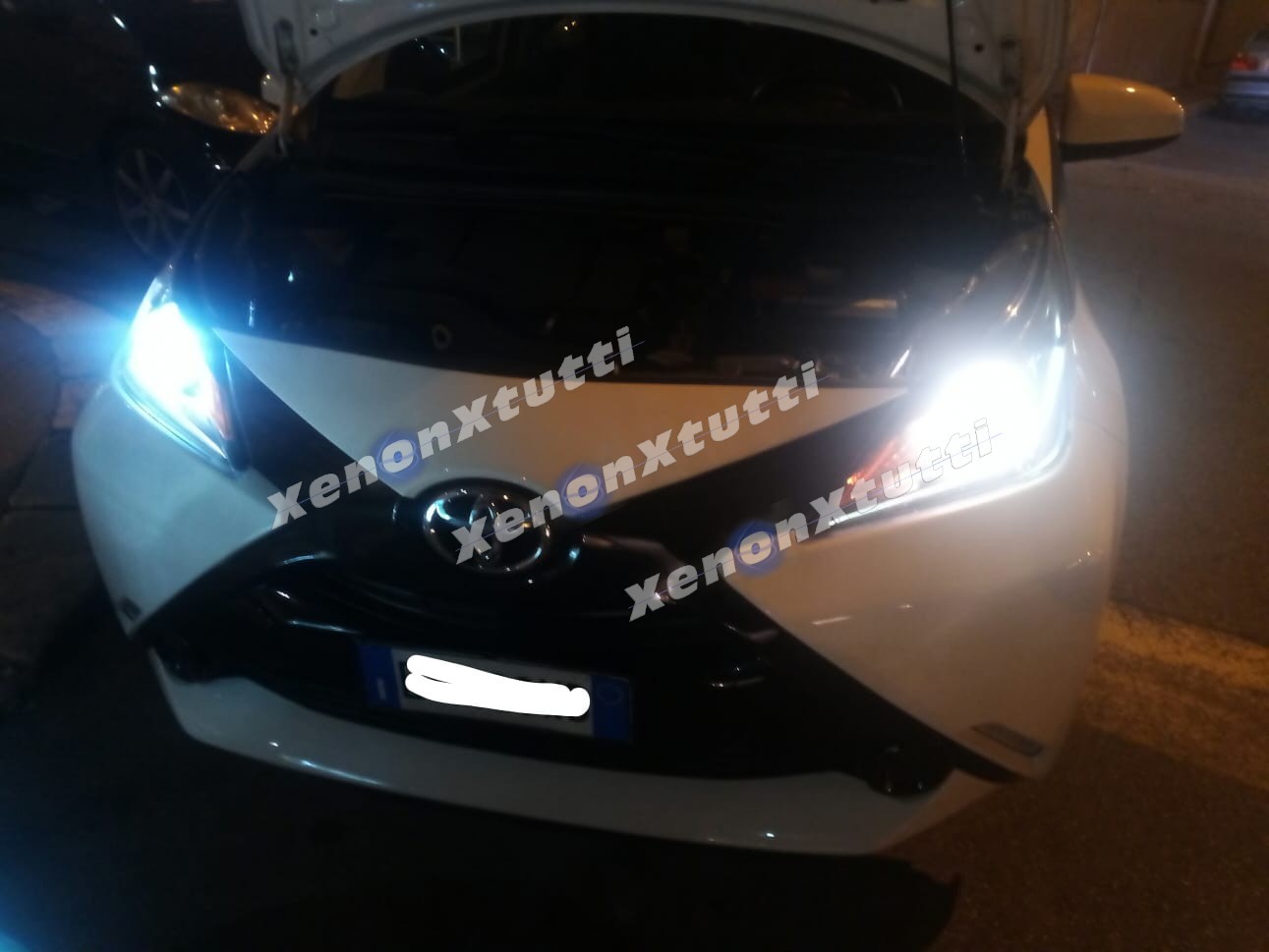 2 LAMPADINE FARI 9012 HIR2 per Toyota Aygo Yaris 2012-2019 luce di marcia  lampada EUR 43,77 - PicClick IT